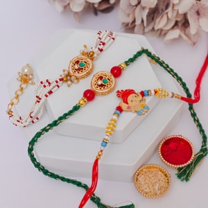 Bhaiya Bhabhi & Kids Rakhi Family Set