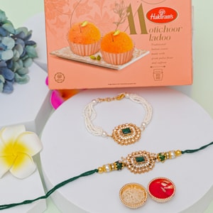Emerald Bhaiya Bhabhi Rakhi with Motichoor Laddu